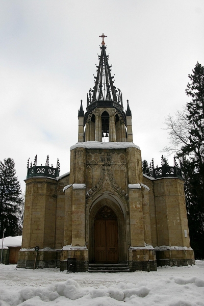 Biserica Sf. Apostoli Petra și Pavla din Parcul Shuvalov