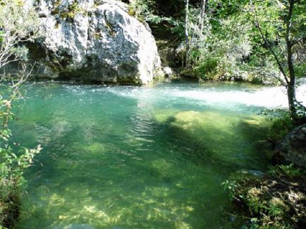 Chernorechenskij Canyon, Krím