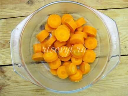 Efectuarea morcovilor confecționați cu o rețetă de morcov cu o fotografie