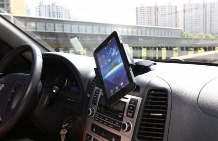 Suportul pentru tablete din mașină cu propriile mâini