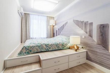 A design egy hosszú, keskeny szoba (keskeny kialakítás hálószoba Hruscsov fényképet belső keskeny fiókos, hogy amíg az ágy) A design egy hosszú, keskeny szoba