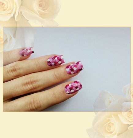 Dots Nail