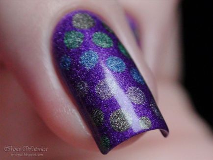 Dots Nail