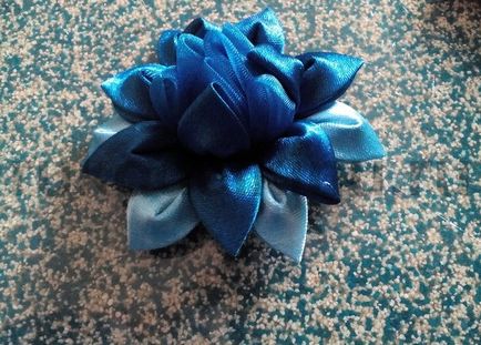 Lotus albastru