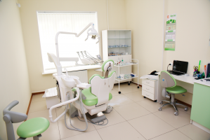 Интан, центри імплантації і стоматології, мережа адрес