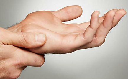 Cum și ce să trateze articulațiile mâinilor