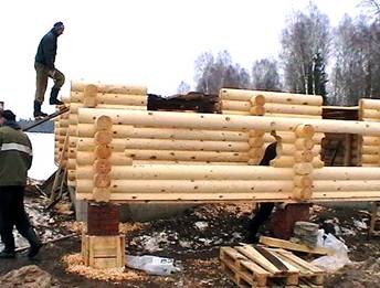 Как да се изгради една дървена къща с ръцете си, как да се съберат съвети експерт