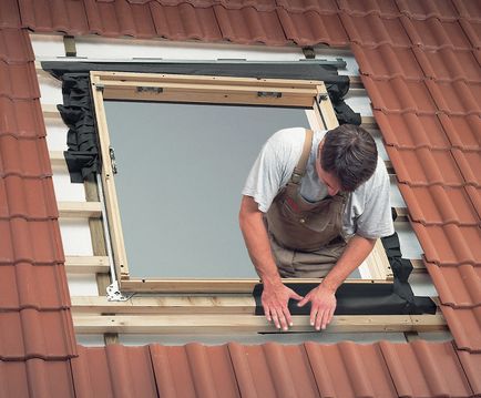 Hogyan készítsünk egy ablak a tető, a ház