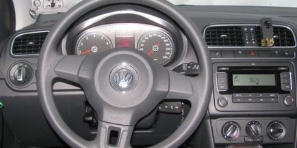 Hogyan lehet eltávolítani a kormánykereket a Volkswagen Polo szedán