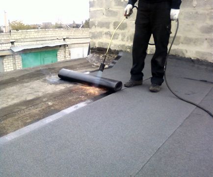 Както и с ръцете си правилно покрива или за поправяне на покрив с покривни материали, особено стил, видео