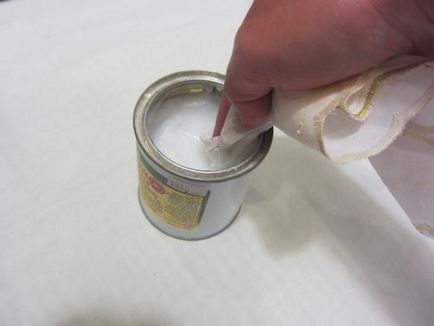 Cum de a decora o tavă în tehnica de decupaj cu mâinile tale
