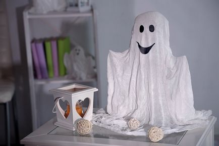 Cum să decorezi o cameră pentru Halloween