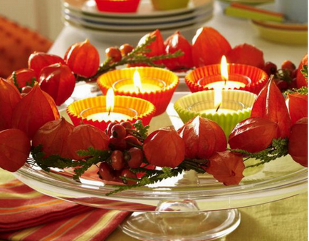 Cum să decorezi o masă festivă cu lumânări