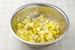 Картопляний салат з беконом - прості рецепти