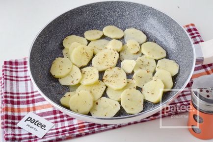 Картопля смажена з печерицями - рецепт з фотографіями - patee