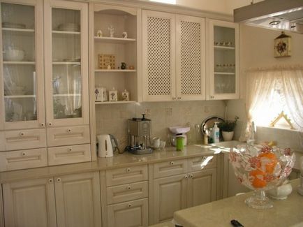 Crema bucătărie (42 fotografii), în instrucția video interior pentru decorațiuni interioare cu propriile mâini,