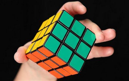 Rubik-kocka - rekord az összeszerelés