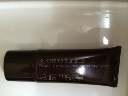 Laura Mercier