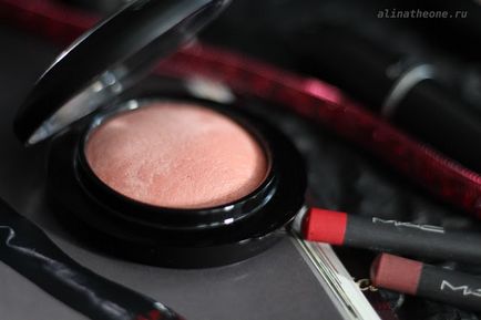 Mac rosu mineral - mineraliza blush noua romantism, un l i d i a r r y