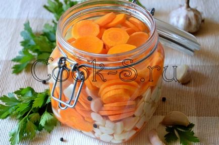 A pácolt sárgarépa fokhagymás - lépésről lépésre recept fotókkal snack (pácolt sárgarépa fokhagymás) A pácolt sárgarépa fokhagymás - lépésről lépésre recept fotókkal snack