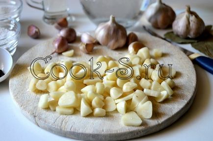 A pácolt sárgarépa fokhagymás - lépésről lépésre recept fotókkal snack (pácolt) A pácolt sárgarépa fokhagymás - lépésről lépésre recept fotókkal snack