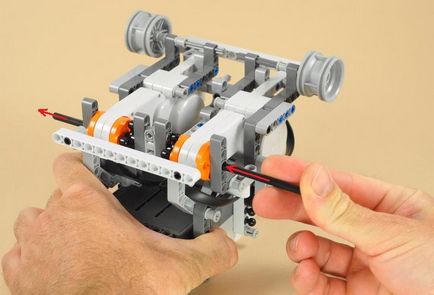 Multibot lánctalpas jármű „a robot lego nxt 2