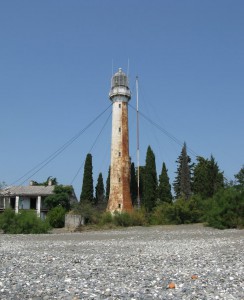 Оглядова стаття про покинутих українських морських маяках, деіт