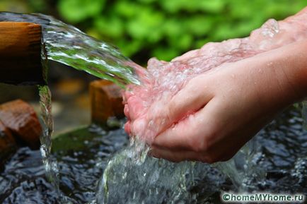 Tisztítása vizet a kútból a vas módszerek és ajánlások