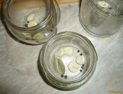 Краставици мариновани кръгове в зимна рецепта със снимка