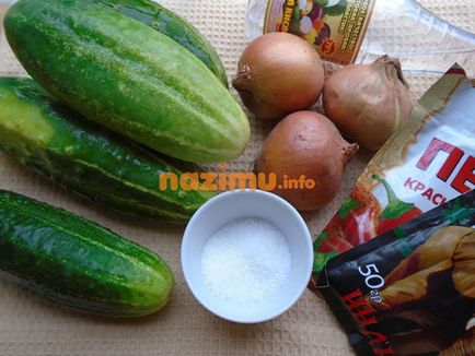 Огірки з цибулею і маслом на зиму - покроковий фото рецепт