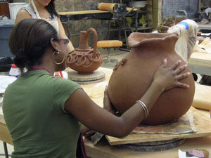 Activitate originală pe ceramică