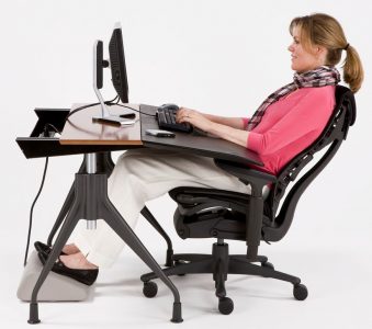 Scaun fotoliu ortopedic pentru lucrul cu un computer cu spatar pentru casa si birou