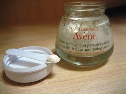 Nutrient compensator smântână crema de compensare bogat de la avene - comentarii, fotografii și preț