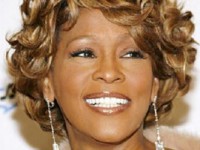 De ce a murit Whitney Houston, întrebări și răspunsuri