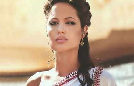 Coafuri de Angelina Jolie