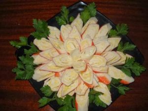 Salate cu crab bastoane retete simple si delicioase cu fotografii, retete cu fotografii