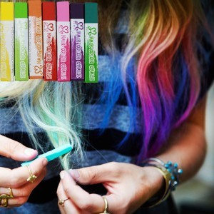 Cea mai colorată tendință de creioane și pulbere pentru păr