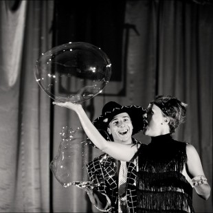 Шоу мильних бульбашок на весілля