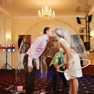Шоу мильних бульбашок на весілля