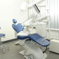 Clinica stomatologică denta max pe Novomarjinskaya