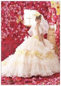 Весільна сукня в стилі рококо