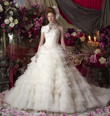 Весільна сукня в стилі рококо