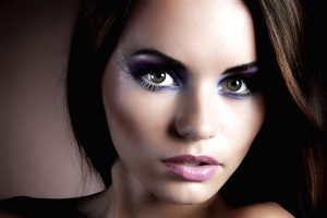 Вечірній макіяж очей покрокове виконання для карих, зелених, блакитних очей з фото і відео