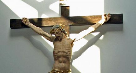 Ведуться суперечки про те, чи був ісус розп'ятий на хресті (6 фото)