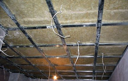 Alinierea tavanului cu propriile mâini - cum să aliniați în mod corespunzător plafonul