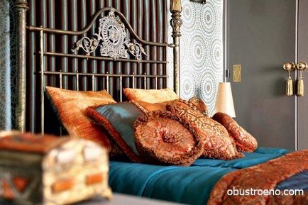 Східний стиль в інтер'єрі спальні, кухні та інших кімнат розпис стін