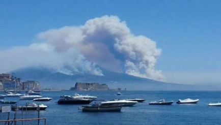 Vulcanul Vesuvius a trezit de ce sunt îngrijorați de californieni