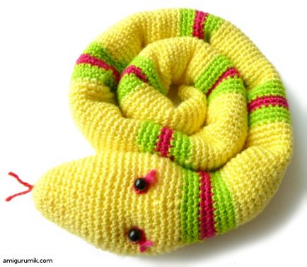 Noi tricot un șarpe la noul 2013 croșetat - -