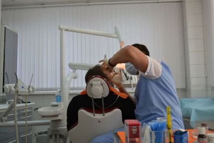 Хірургічна стоматологія одинцово - лікування протезування імплантація зубів в одинцово