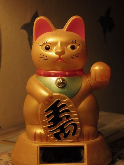 Simbolul japonez al norocului - sigiliile lui Maneki-neko